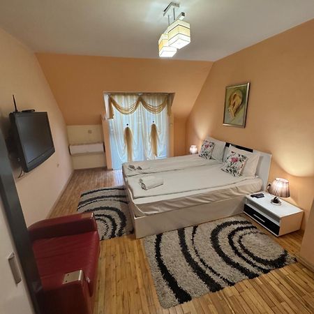 Venis House Hotell Plovdiv Eksteriør bilde